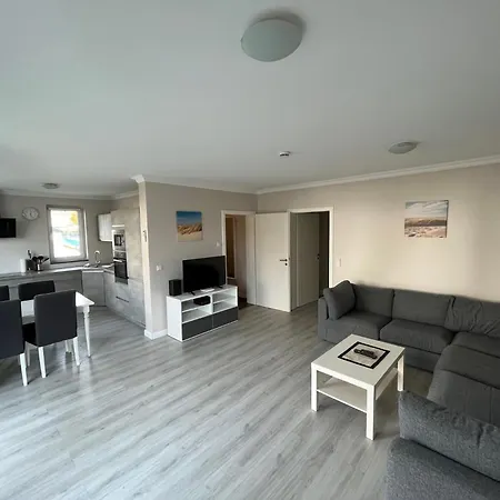 Koenigsberger Allee 40 Eg Apartman *